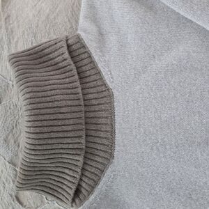 Women's Cream and Brown Sweater